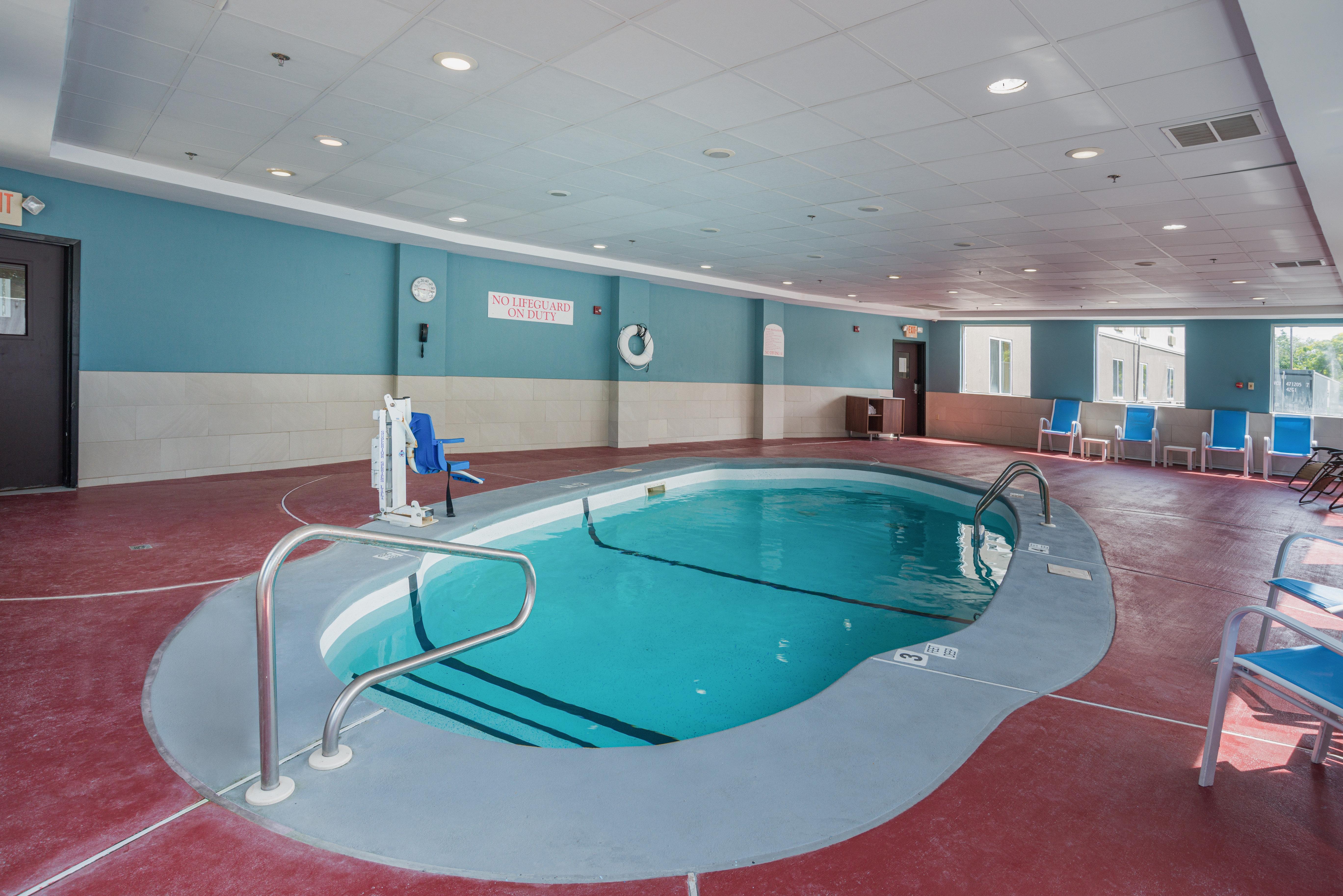 Holiday Inn Express Hotel & Suites Swansea By Ihg Exterior foto